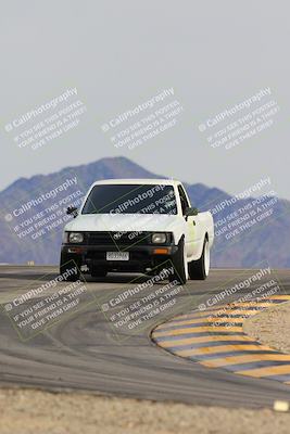 media/Jan-28-2024-SCCA SD (Sun) [[95d197e79e]]/3-Early Intermediate Group/Session 3 (Turn 12)/